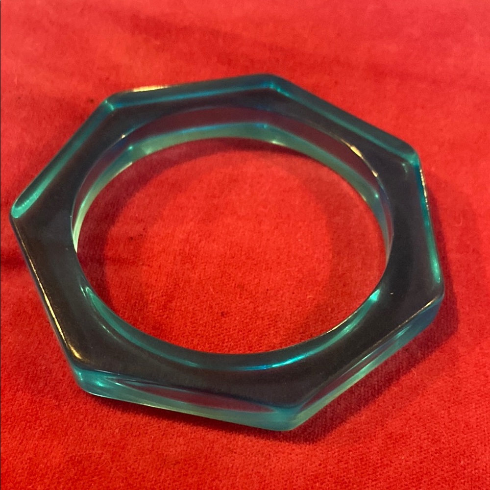 Aqua 7 sided Resin Bangle Bracelet